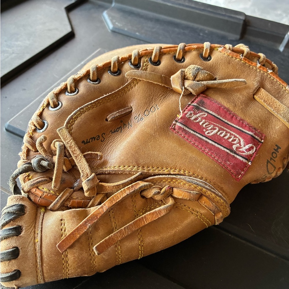 Rawlings Tan Kids Baseball Glove